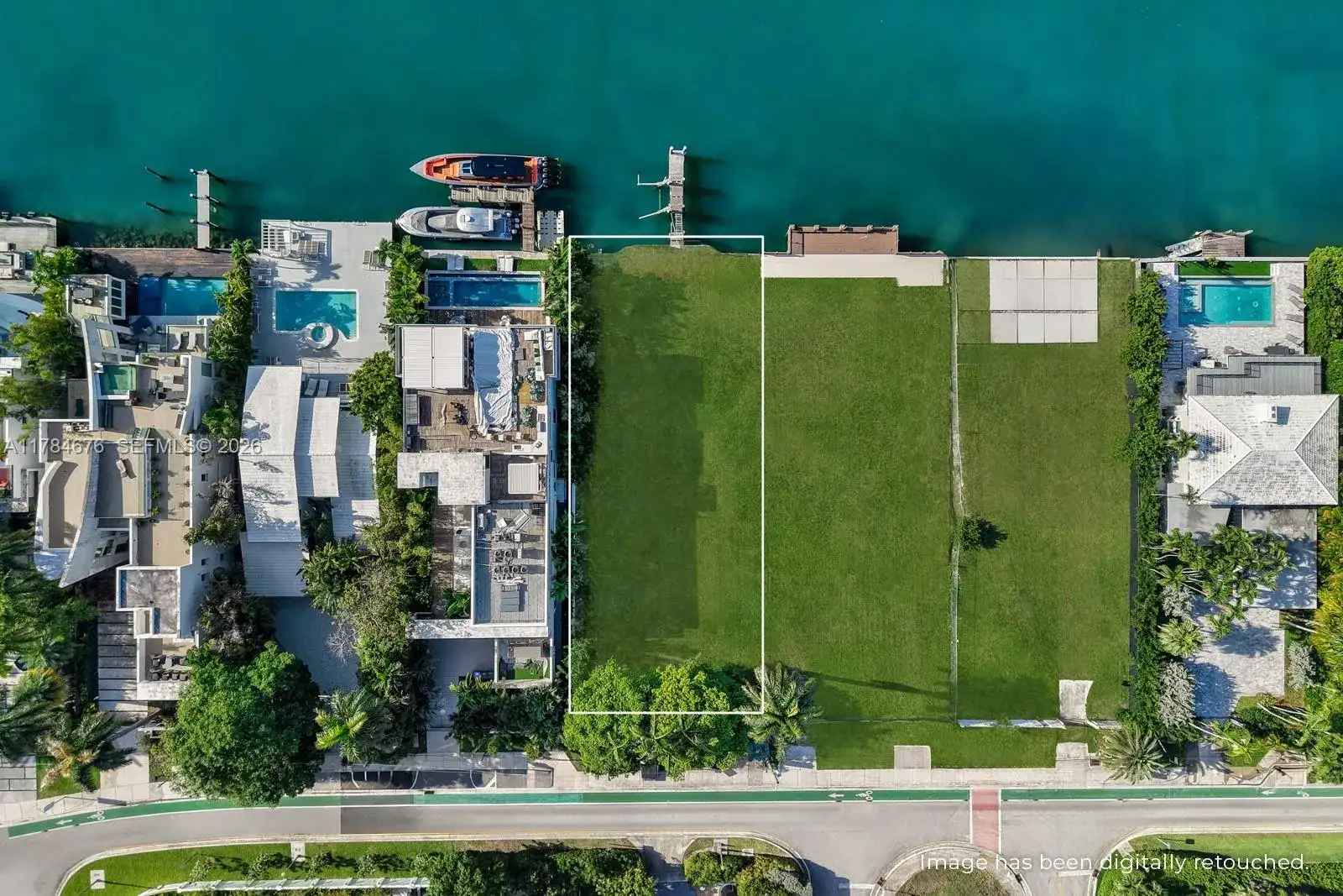 1350 S Venetian Way, Miami FL 33139