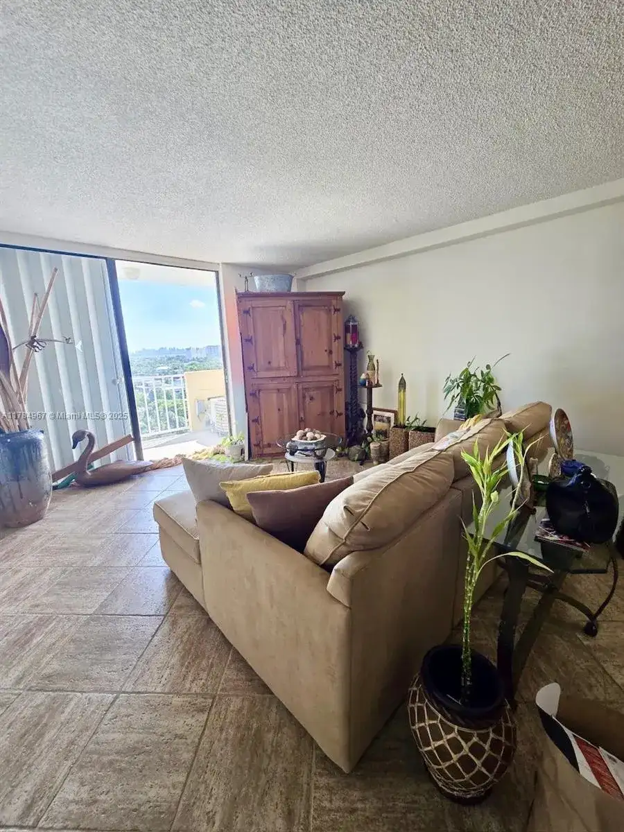 2350 NE 135th St # 1409, North Miami FL 33181 photo 2