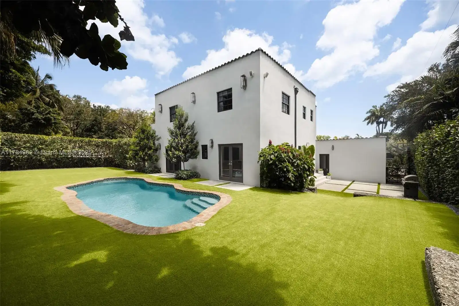 120 Morningside Dr, Coral Gables FL 33133 photo 3