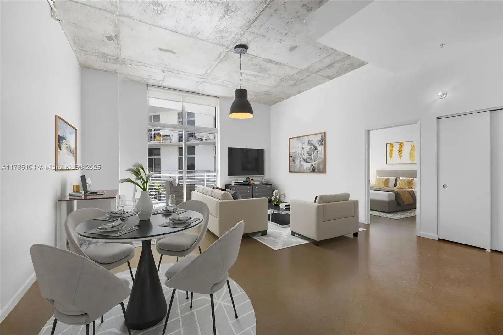 1 bedroom 1 bath Residential for sale at 2001 Meridian Ave # 412, Miami Beach FL 33139
