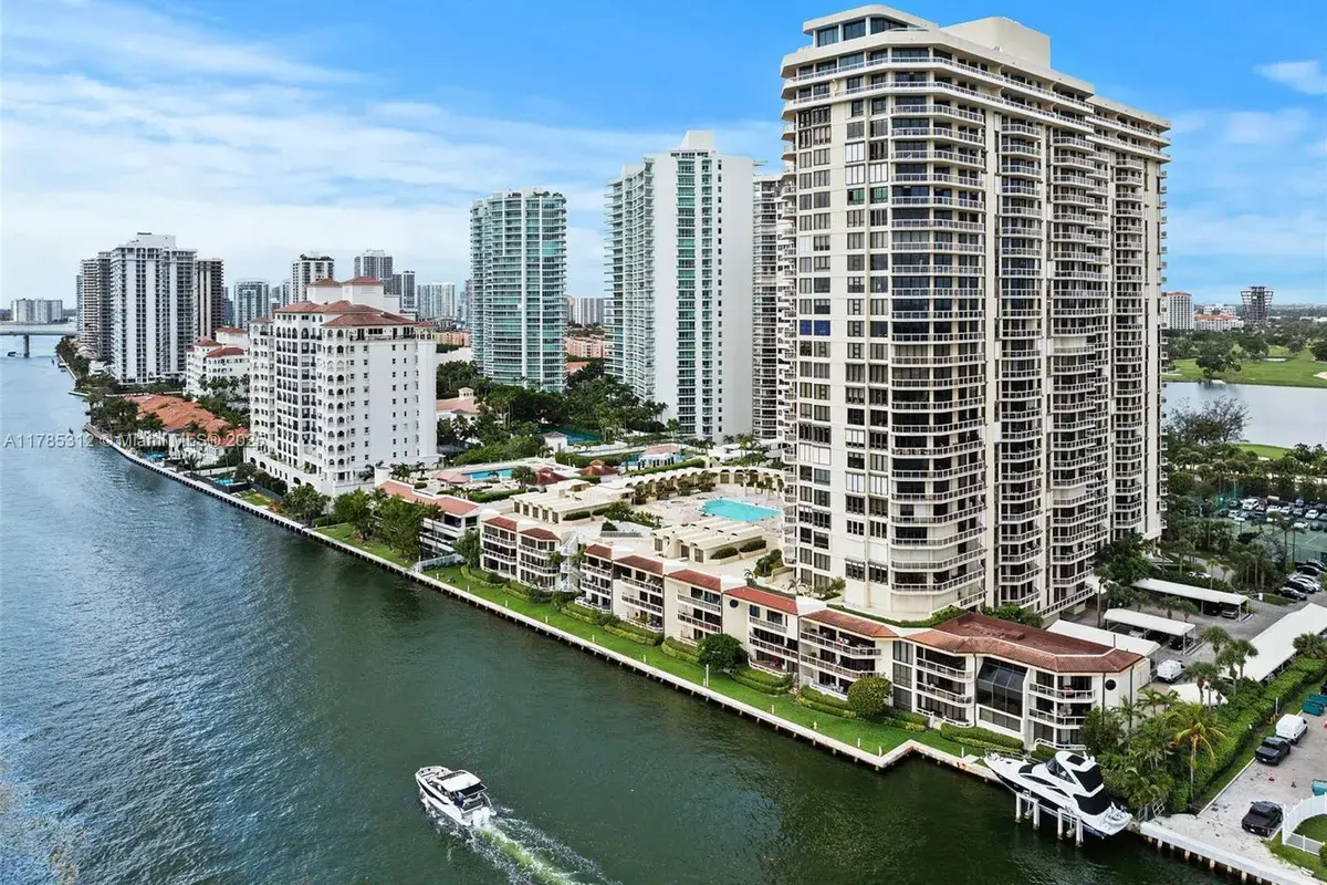 20191 E Country Club Dr, Aventura FL 33180