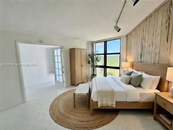 1111 Crandon Blvd # B804, Key Biscayne FL 33149