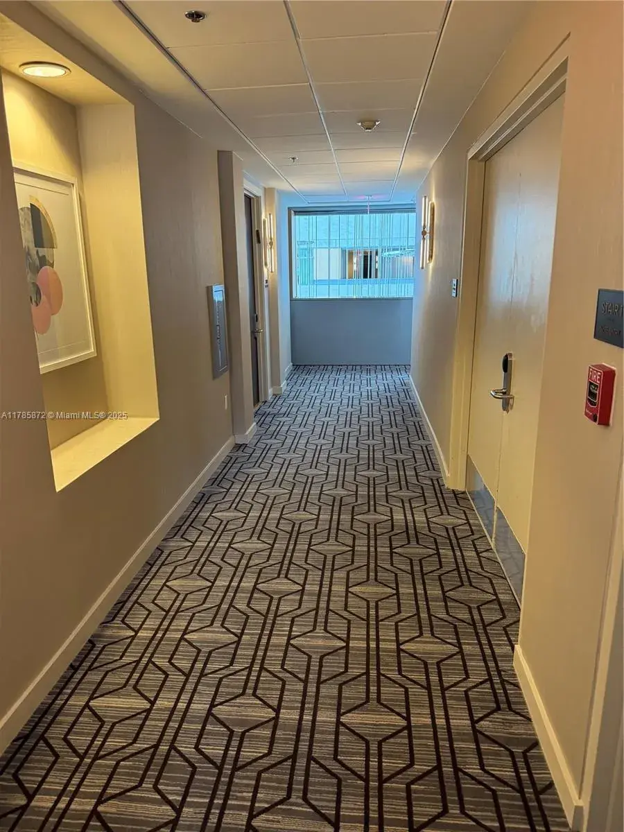 1395 W Brickell Ave # 2813, Miami FL 33131 photo 3