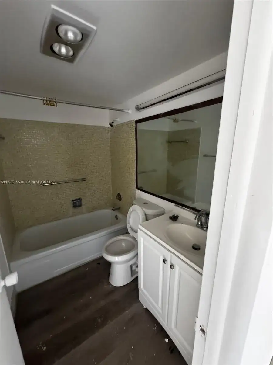 42 Sheffield B # B, West Palm Beach FL 33417 photo 5