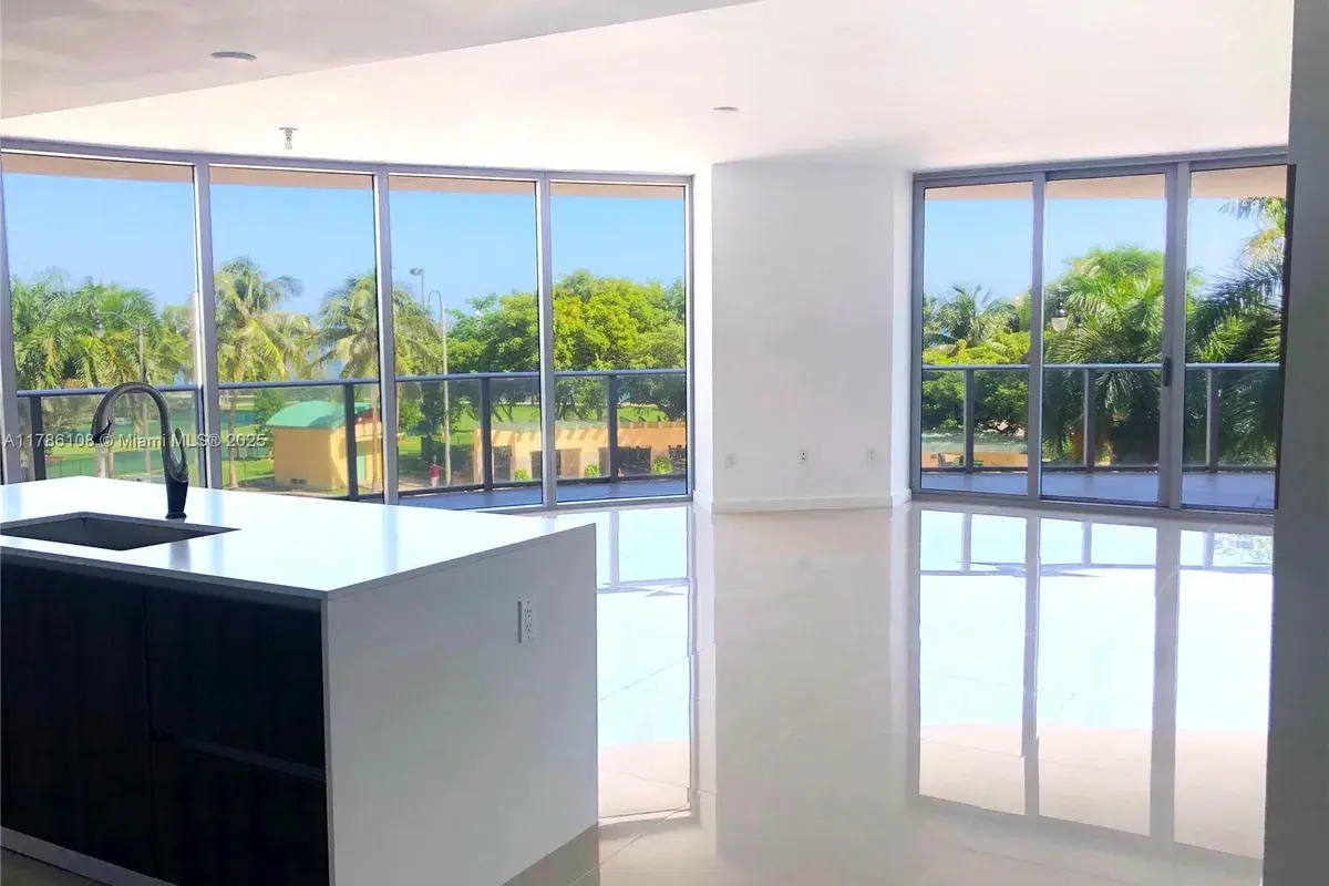 488 NE 18th St # 215, Miami FL 33132