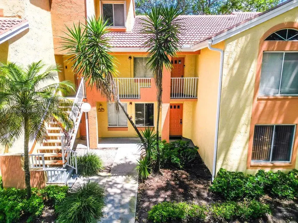1045 Coral Club Dr # 1045, Coral Springs FL 33071