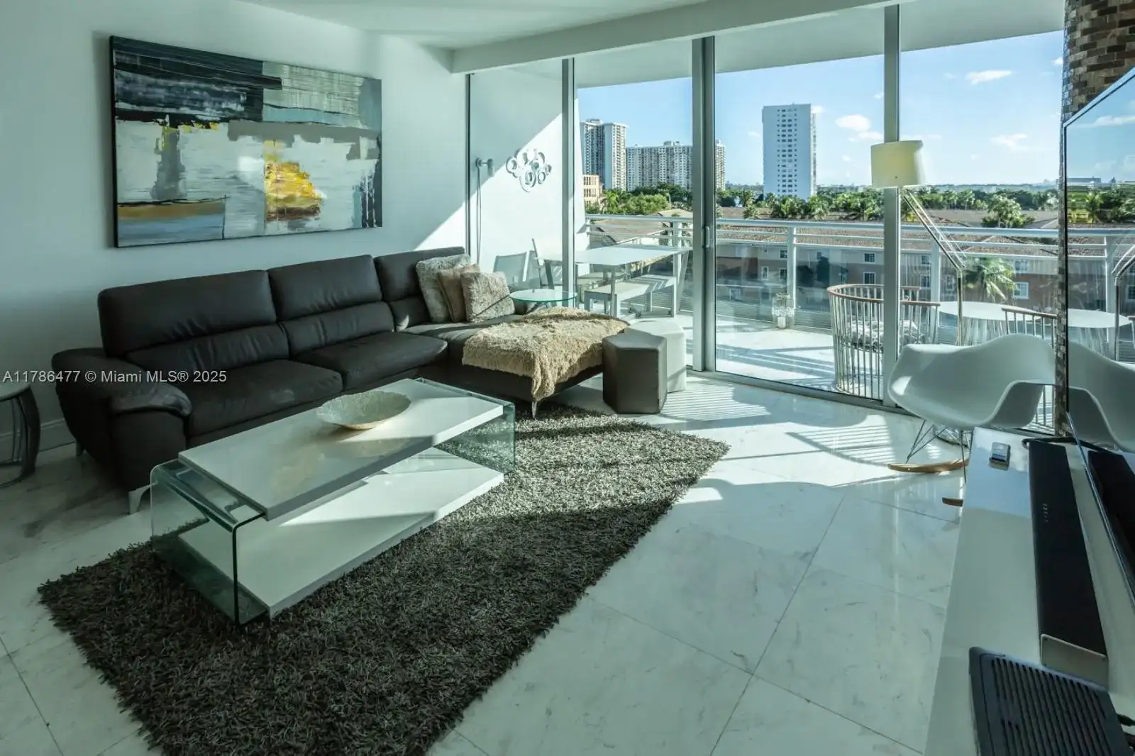2950 NE 188th St # 401, Aventura FL 33180 photo 2