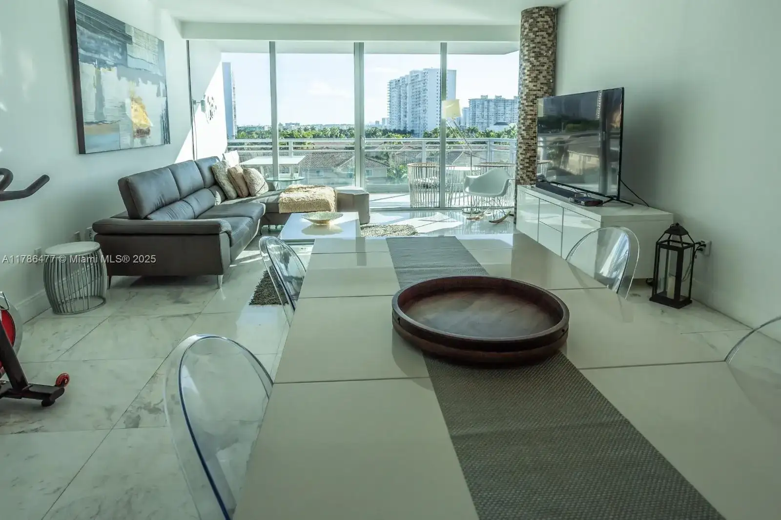 2950 NE 188th St # 401, Aventura FL 33180 photo 4