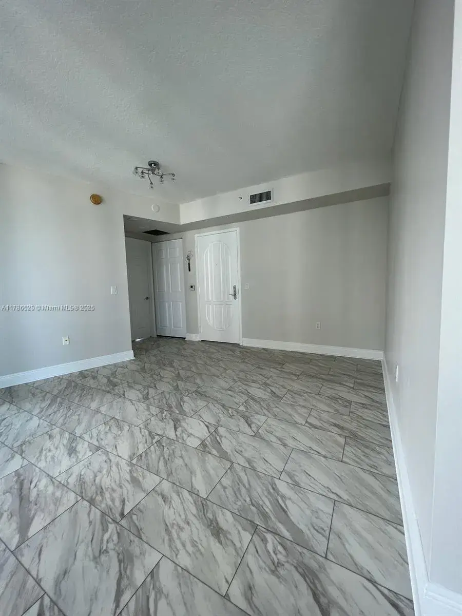 3370 Hidden Bay Dr # 610, Aventura FL 33180