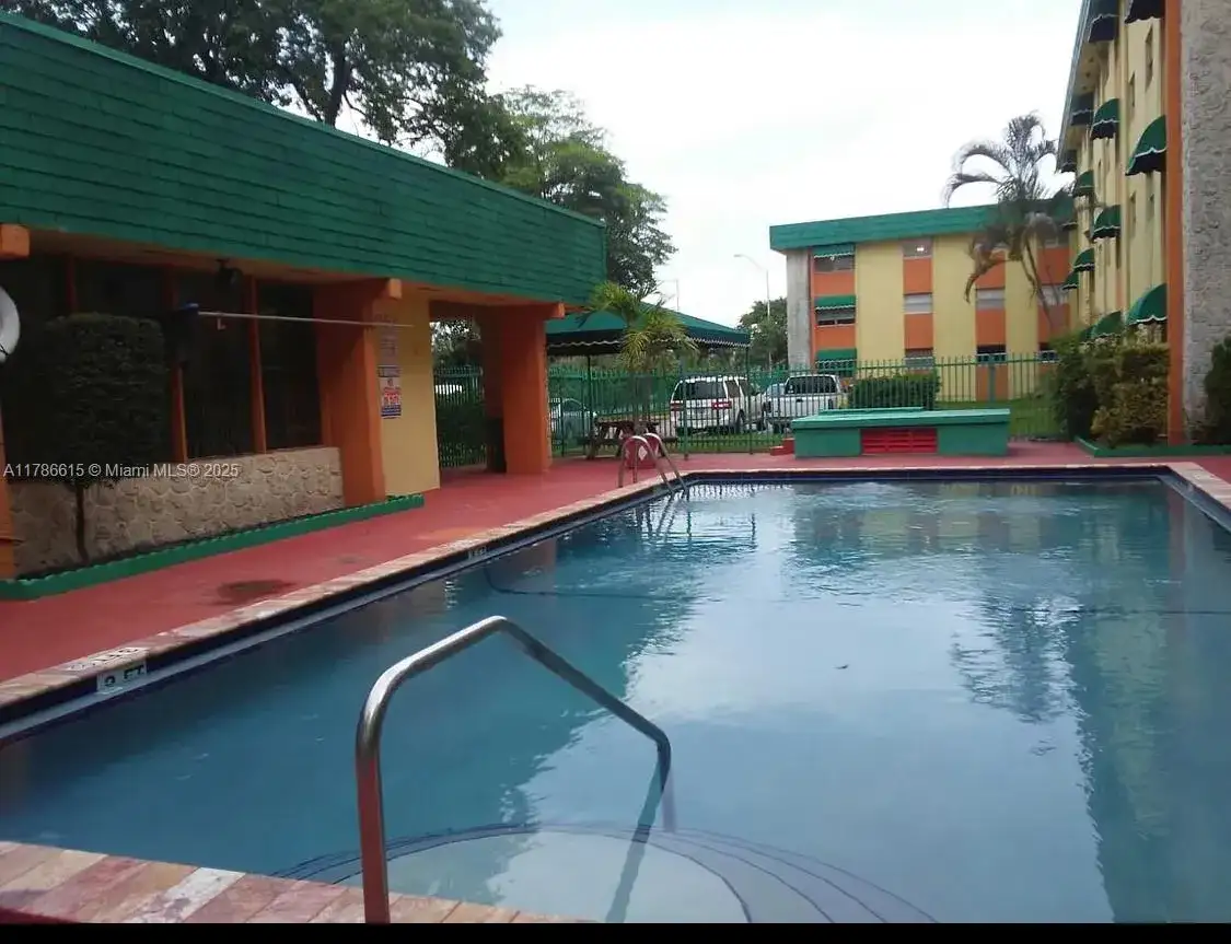 666 W 81st St # 127, Hialeah FL 33014 photo 2