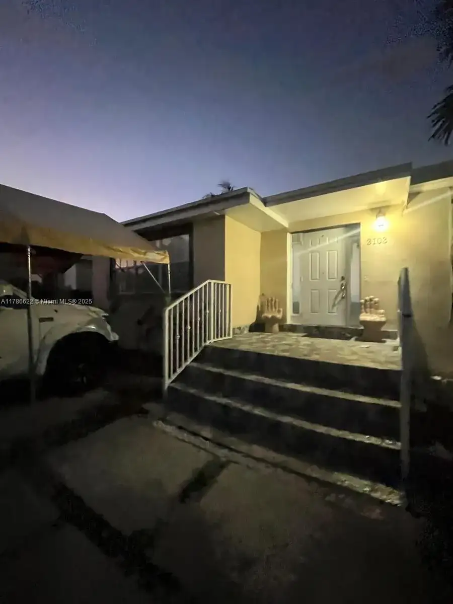 3103 NW 157th St, Miami Gardens FL 33054 photo 3