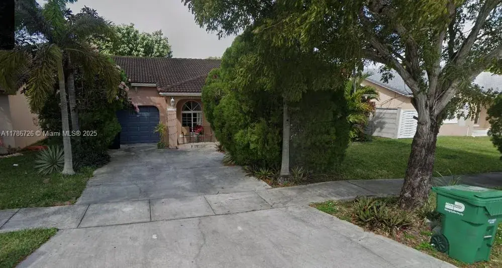 18236 SW 154th Pl, Miami FL 33187