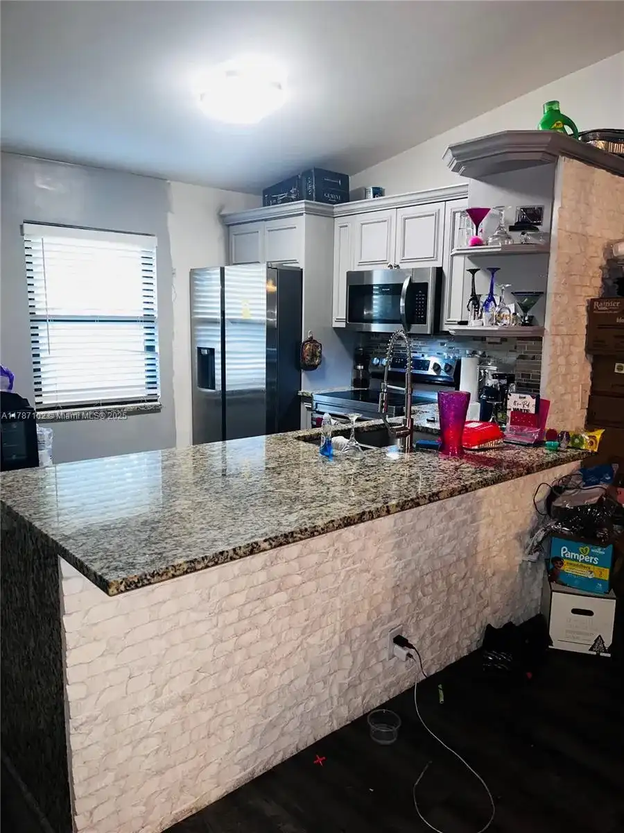 4335 NW 4th Ave, Deerfield Beach FL 33064