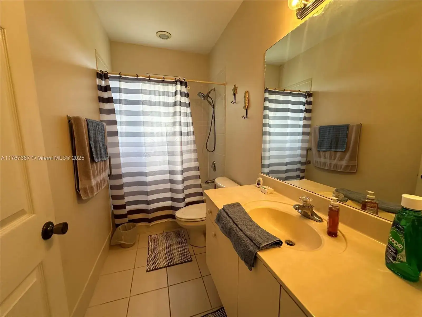1930 SE 14th Ct, Homestead FL 33035 photo 4