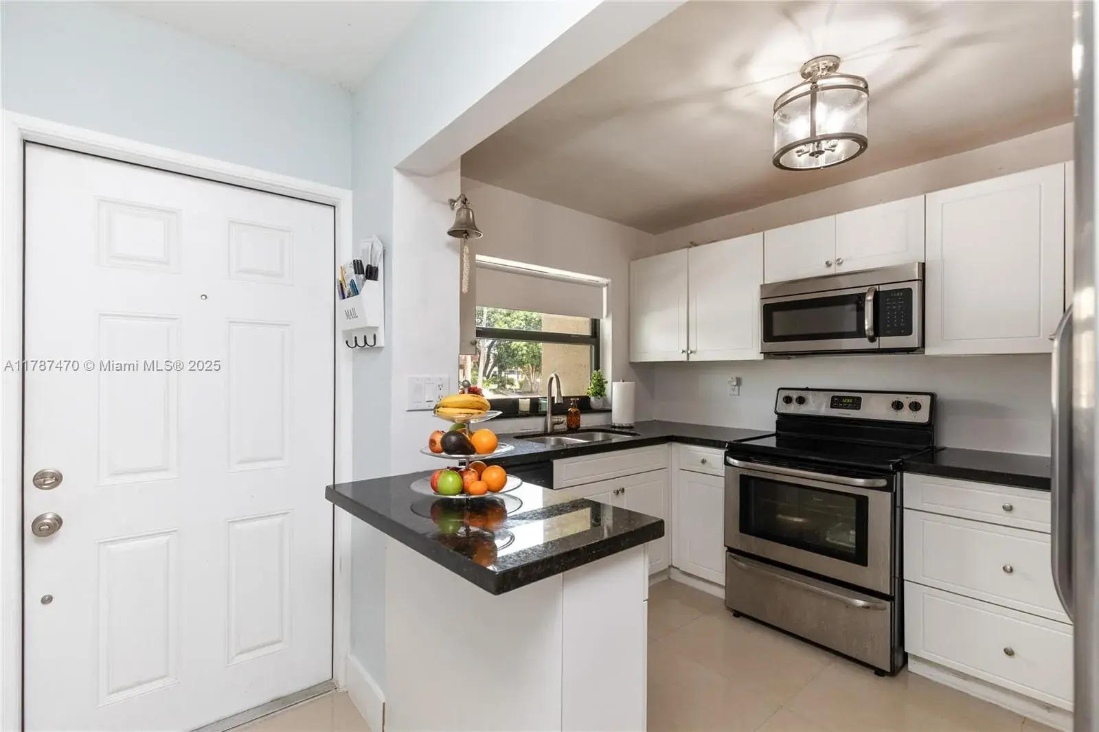 8956 Palm Tree Ln # 8956, Pembroke Pines FL 33024