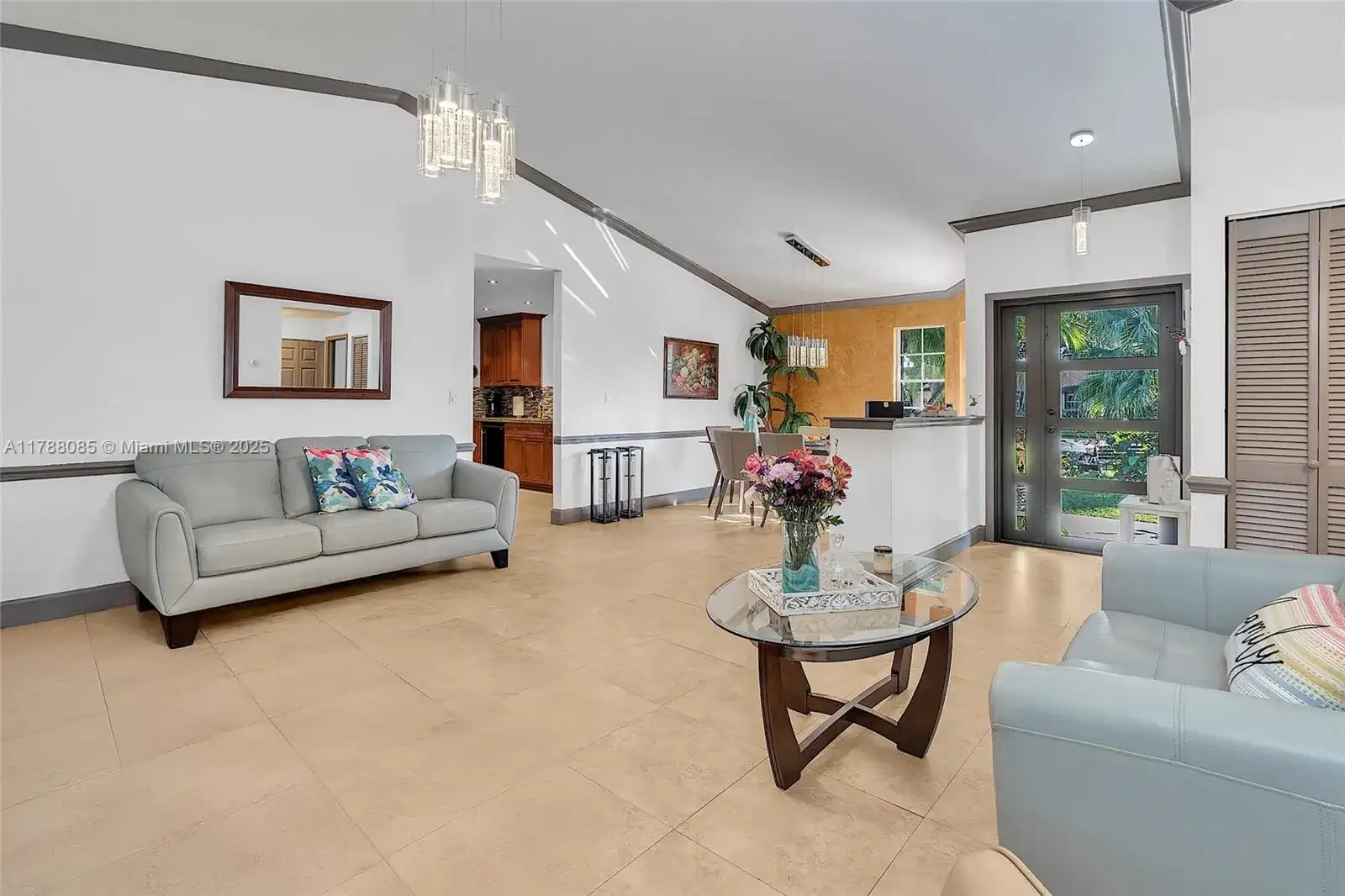 15031 SW 154th Ter, Miami FL 33187 photo 3