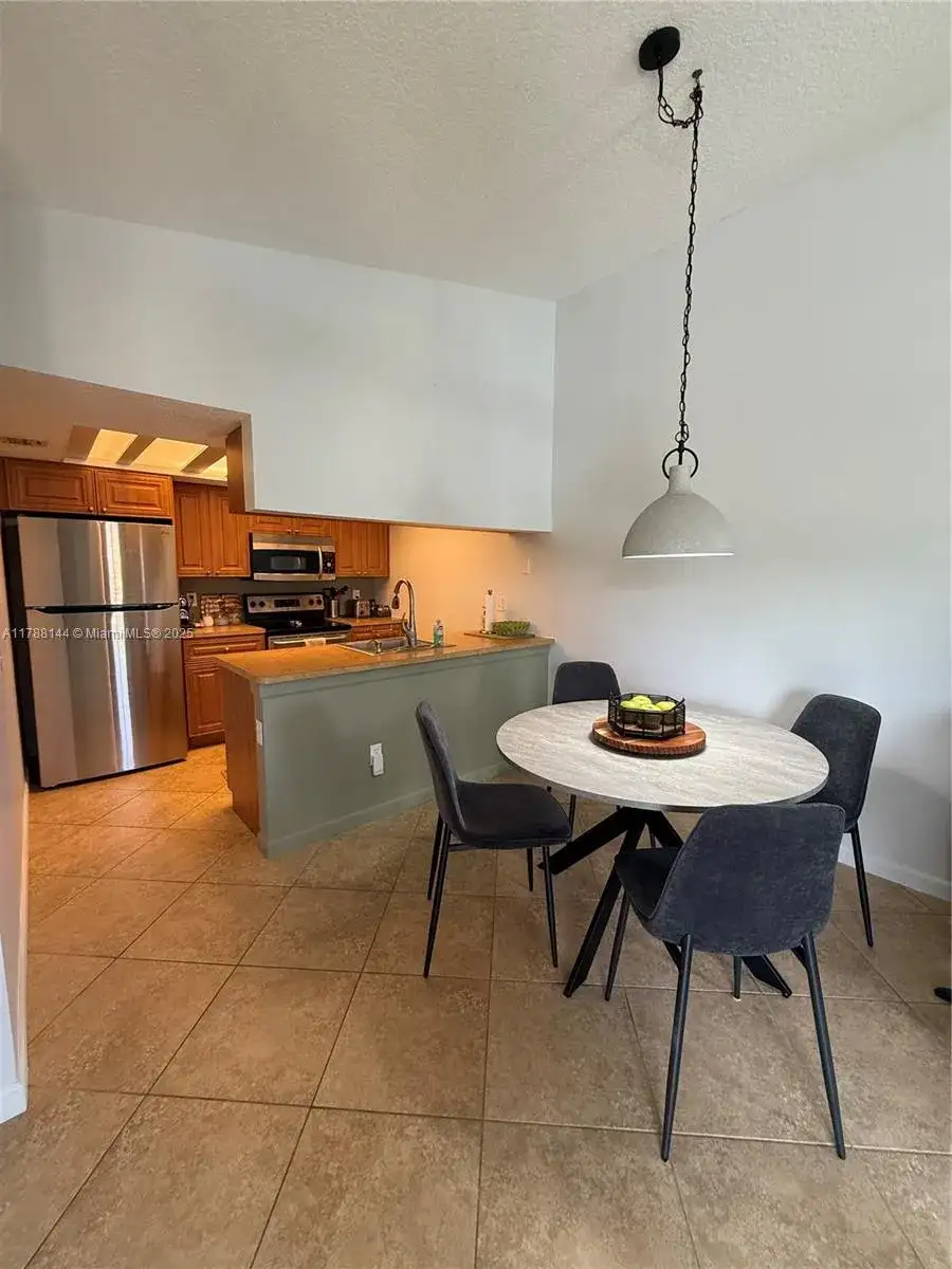 559 Waterside Dr # 559, Hypoluxo FL 33462 photo 5