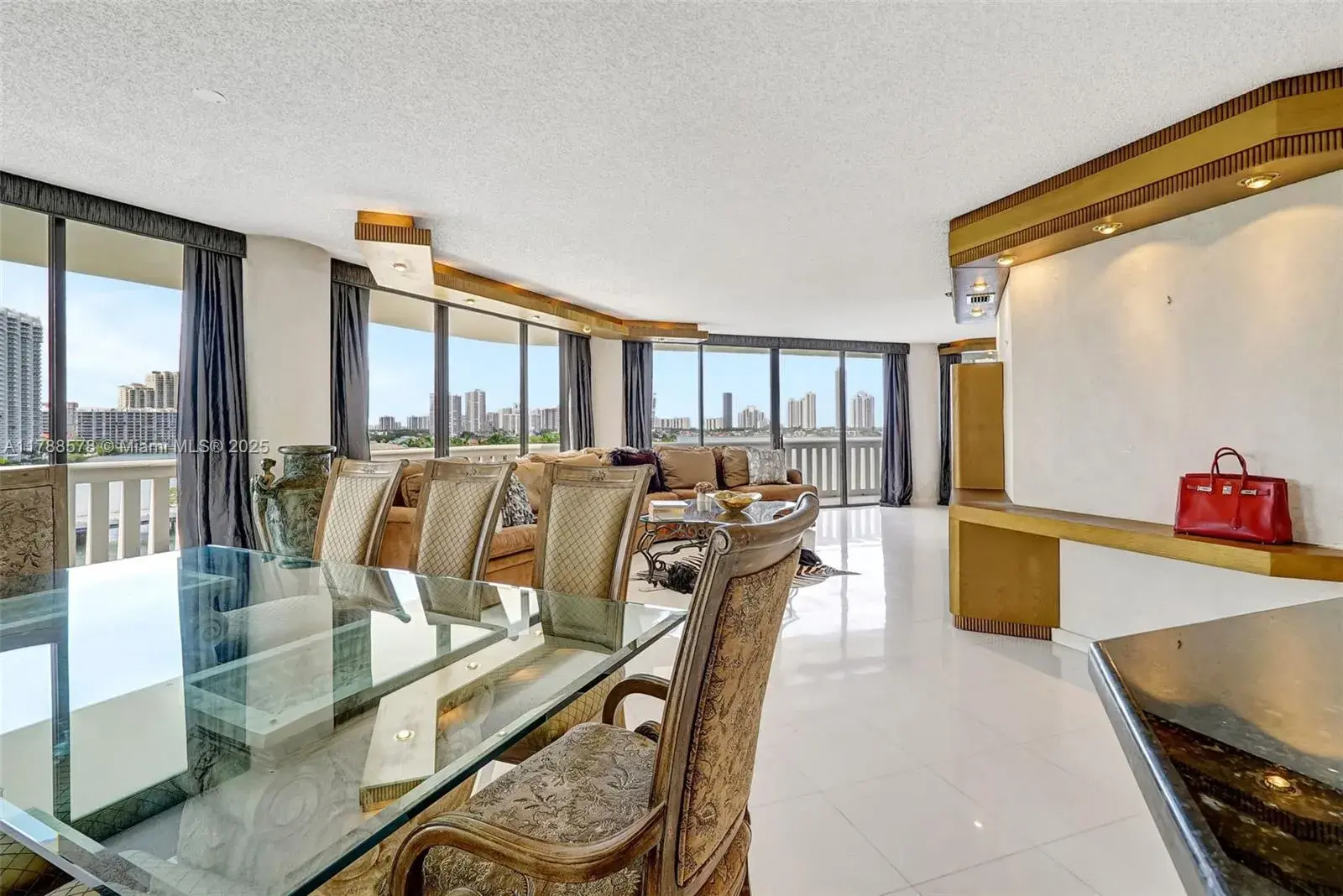 3000 Island Blvd # 706, Aventura FL 33160