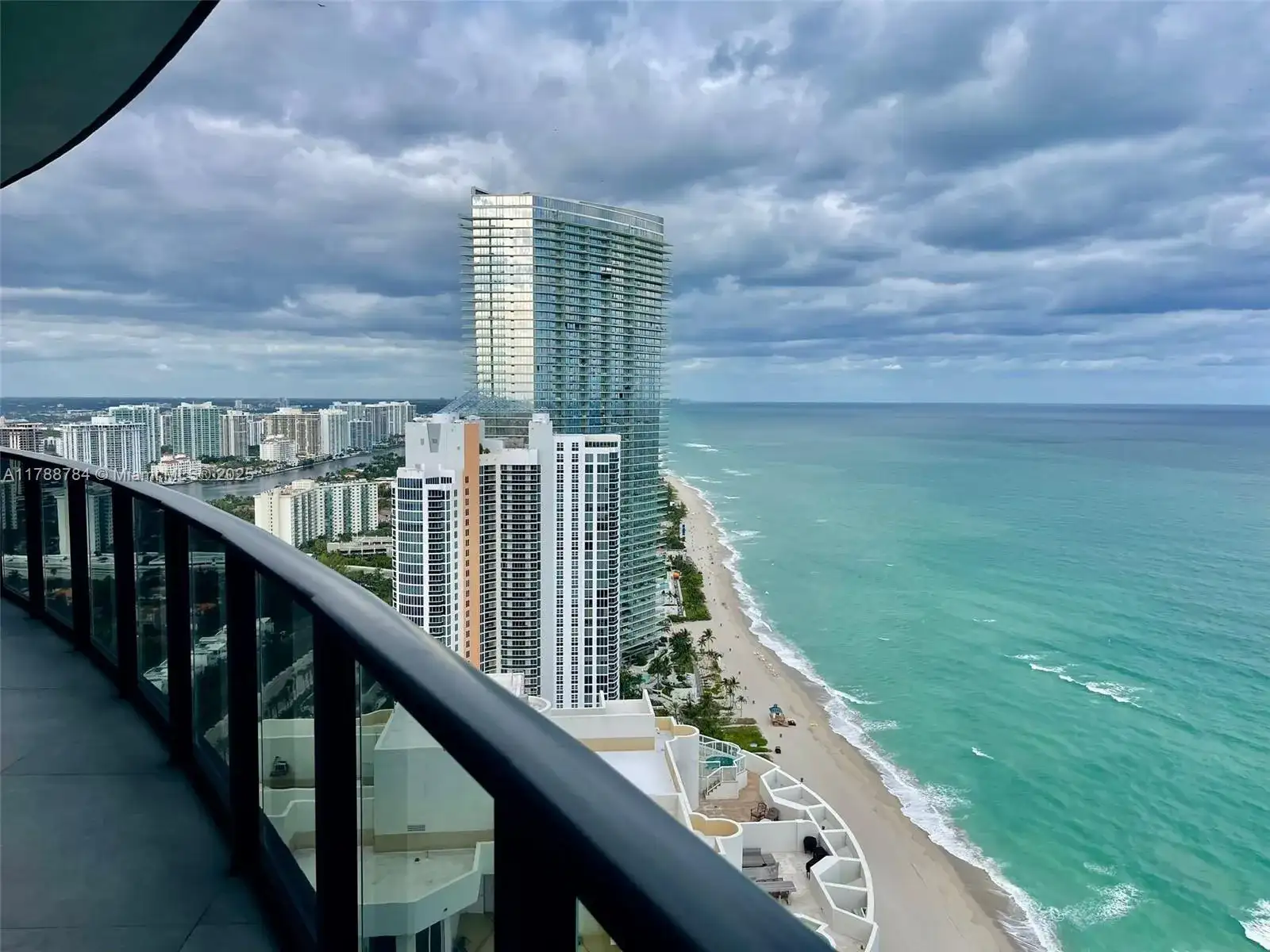 18555 Collins Ave # 3705, Sunny Isles Beach FL 33160 photo 3