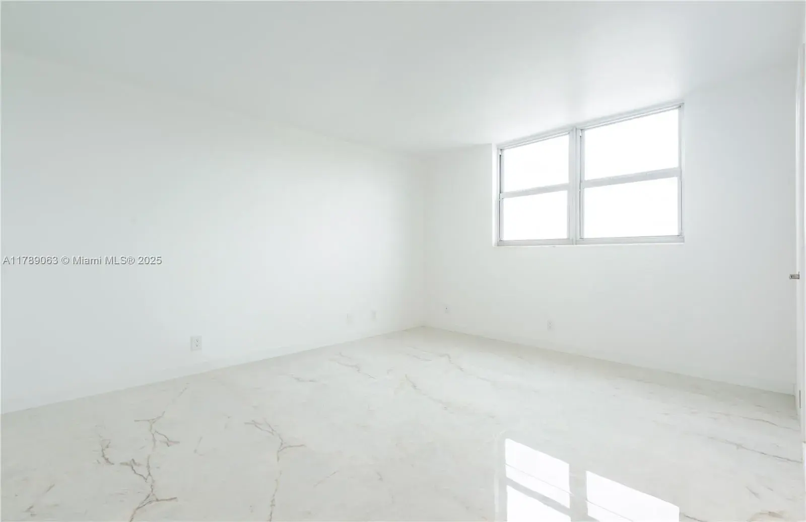 1811 Jefferson St # 509, Hollywood FL 33020