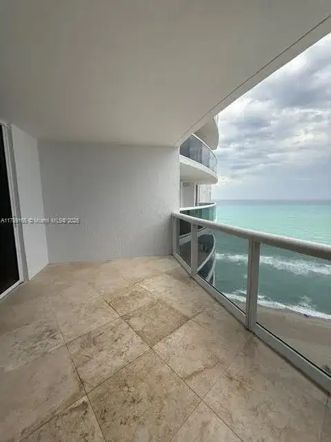 18911 Collins Ave # 2804, Sunny Isles Beach FL 33160 photo 2