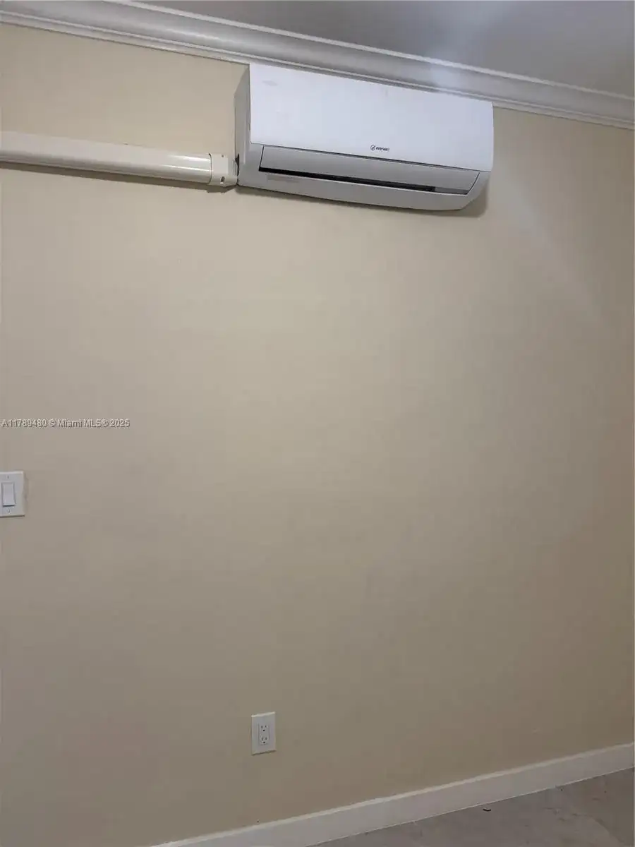 17051 NE 23rd Ave # 1J, North Miami Beach FL 33160 photo 4