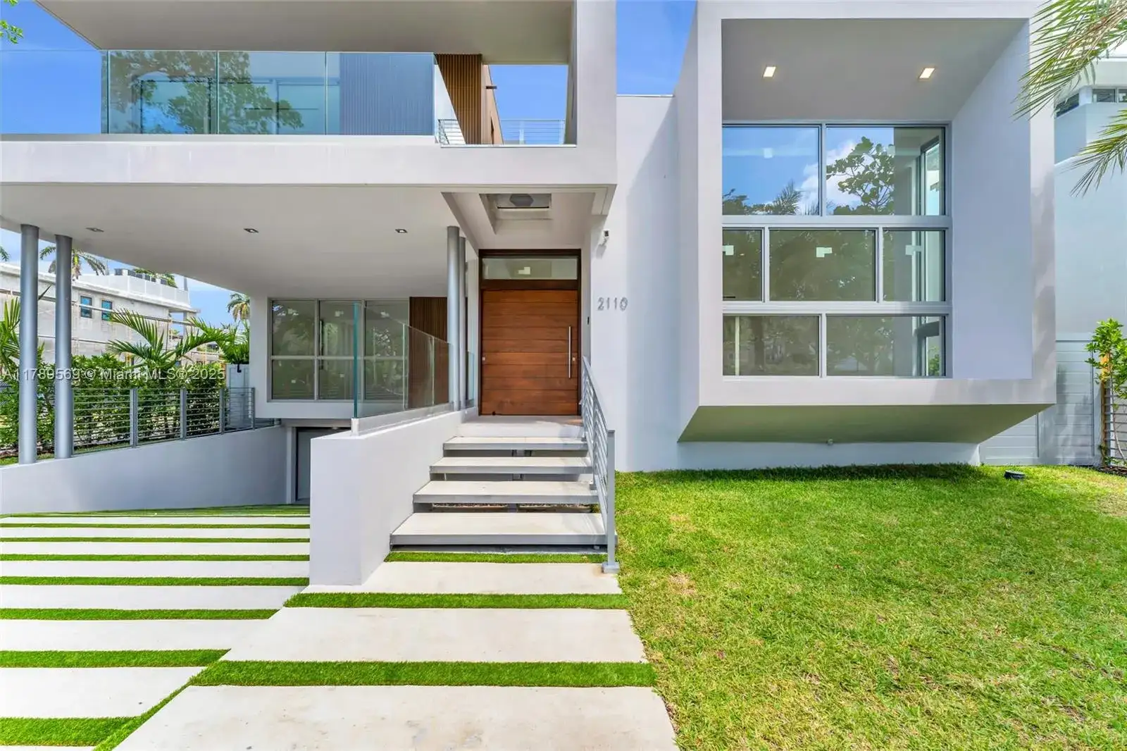 2110 S Miami Ave, Miami FL 33129 photo 2