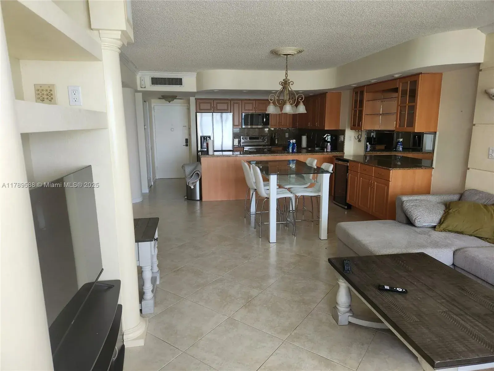 3725 S Ocean Dr # 1108, Hollywood FL 33019