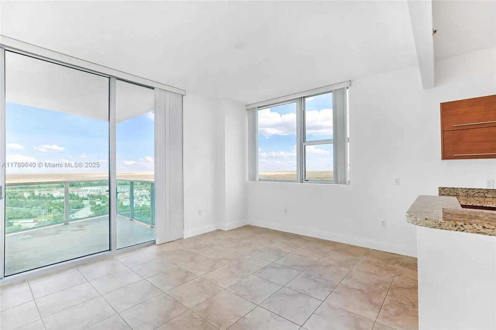 2641 N Flamingo Rd # 2608N, Sunrise FL 33323 photo 4