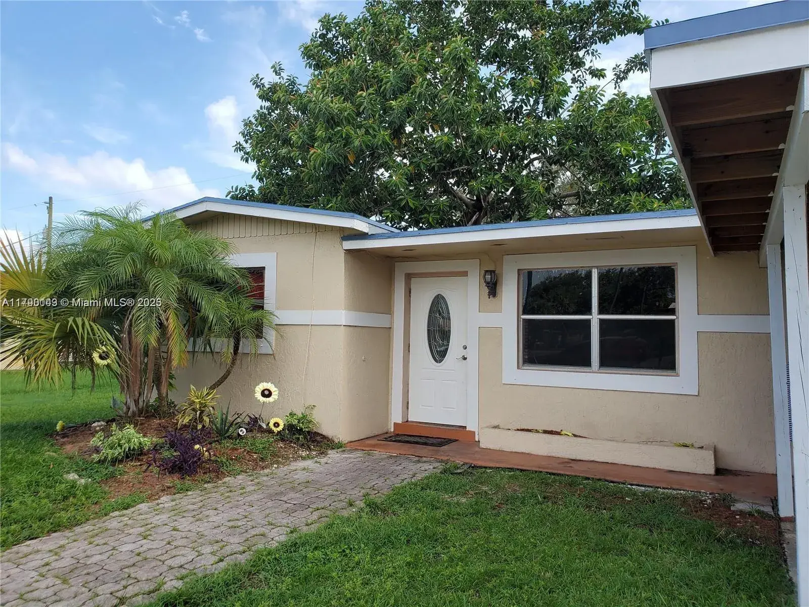 2540 NW 15th St, Fort Lauderdale FL 33311