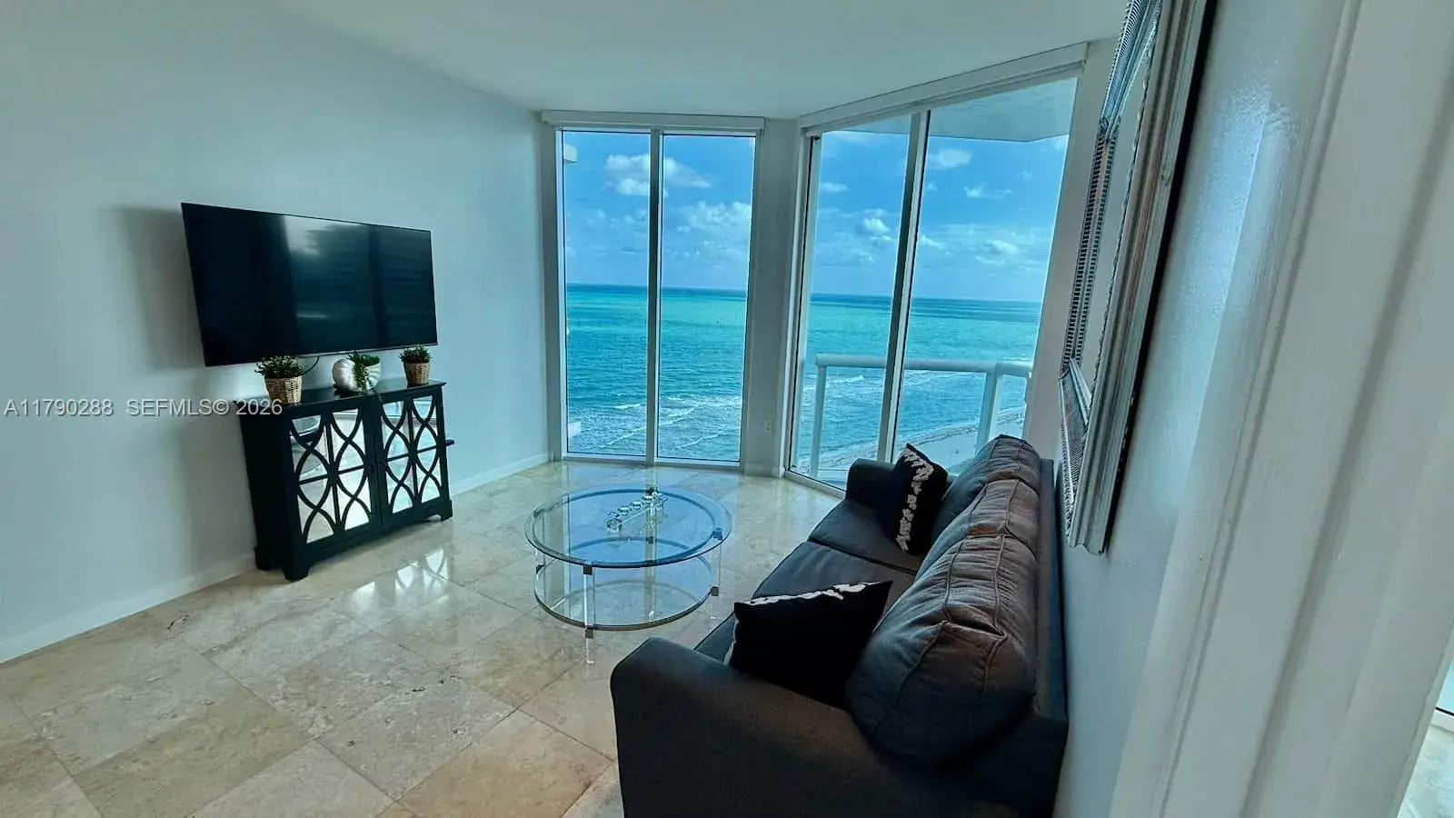6515 Collins Ave # 1604, Miami Beach FL 33141