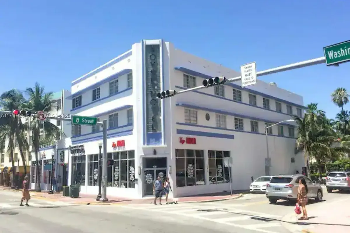 763 Pennsylvania Ave # 130, Miami Beach FL 33139