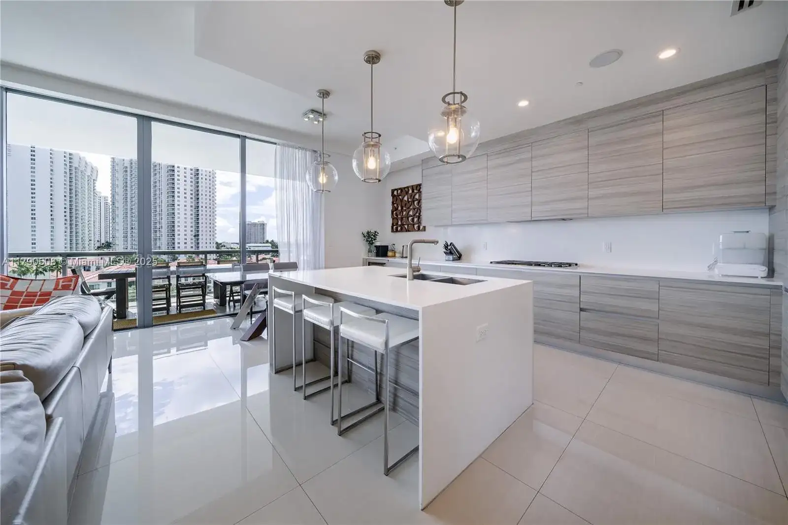 3250 NE 188th St # 606, Aventura FL 33180 photo 5
