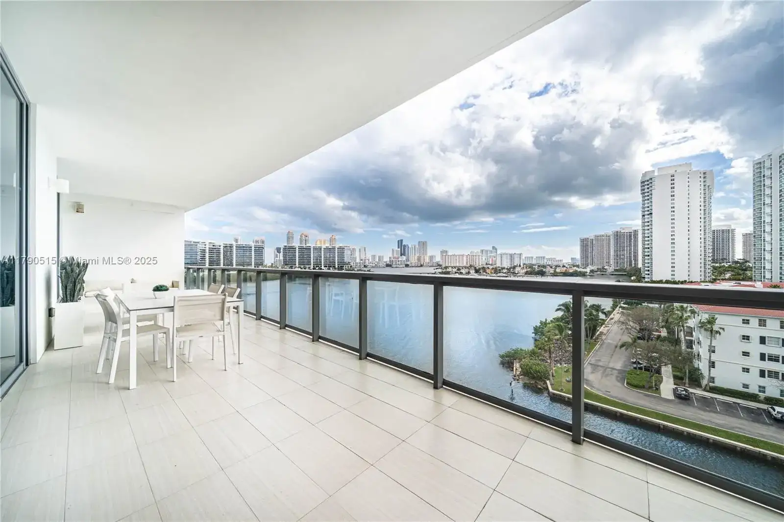 3300 NE 188th St # 710, Aventura FL 33180 photo 2