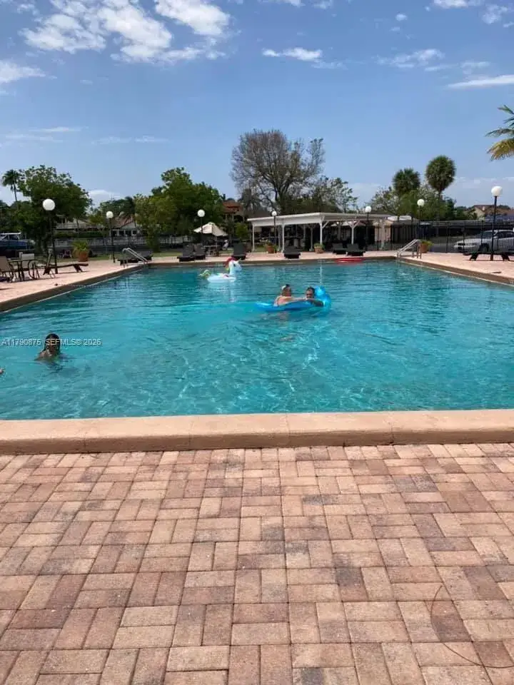701 Three Islands Blvd # 409, Hallandale Beach FL 33009