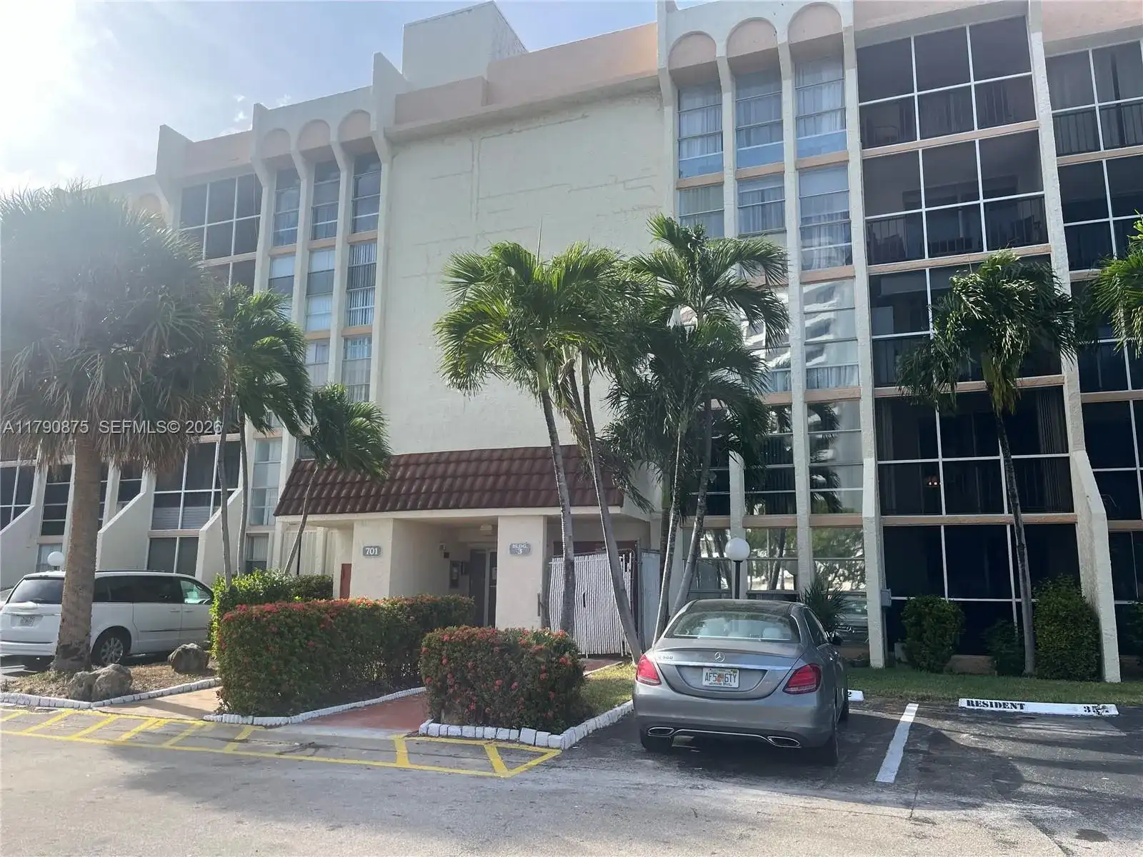 701 Three Islands Blvd # 409, Hallandale Beach FL 33009 photo 2