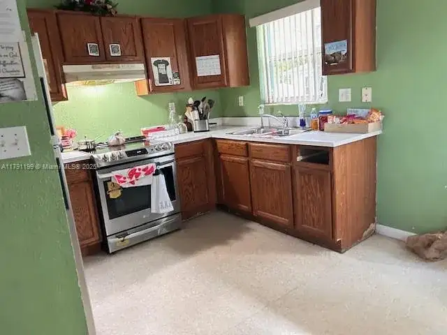 6001 SW 66th St, South Miami FL 33143 photo 5