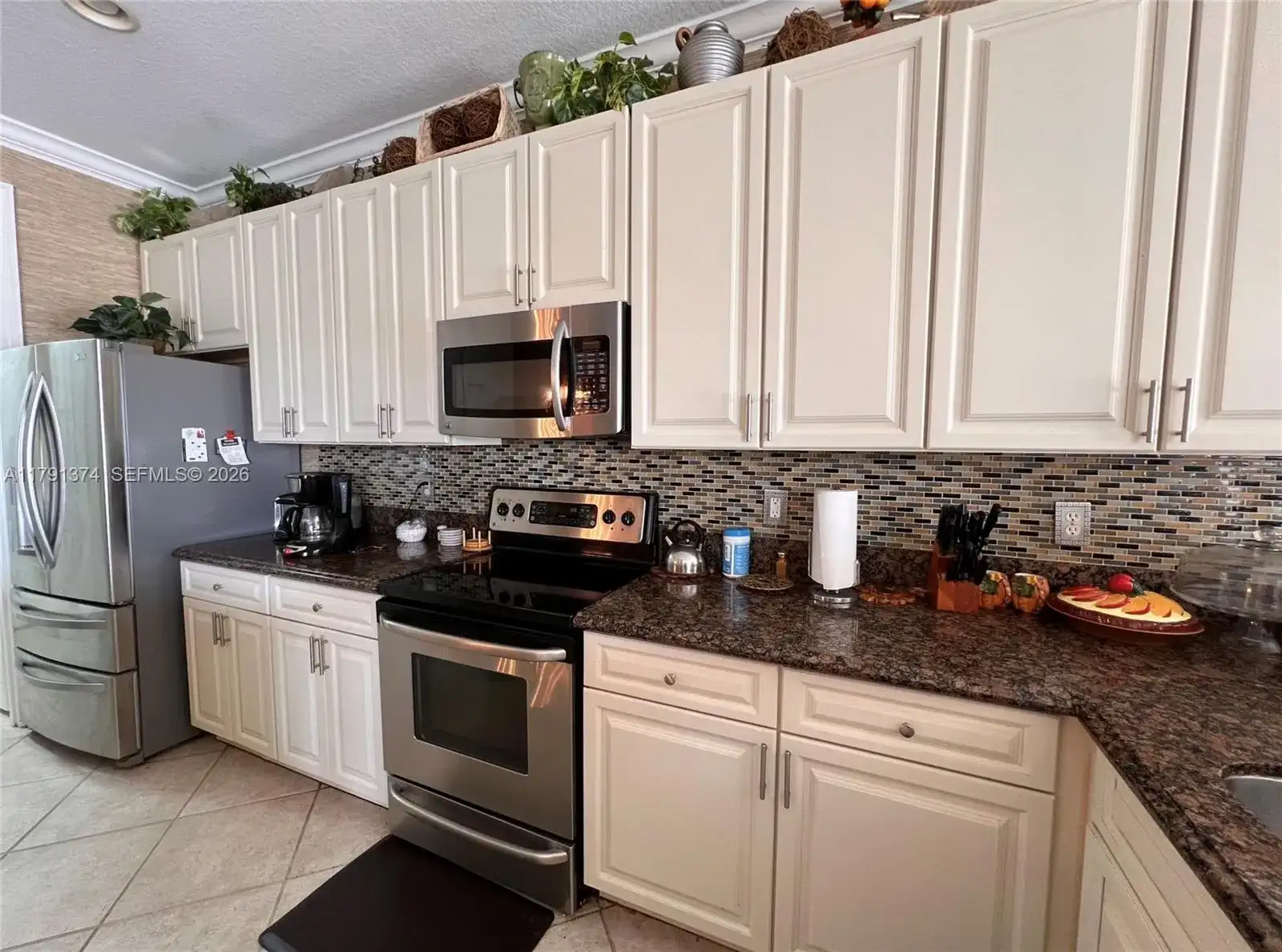 113 Bella Vista Way, Royal Palm Beach FL 33411 photo 4