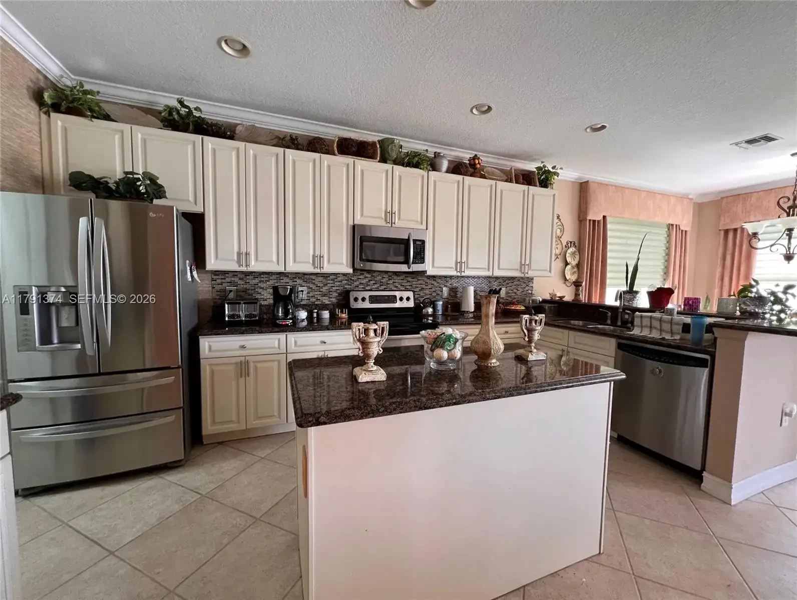 113 Bella Vista Way, Royal Palm Beach FL 33411 photo 5