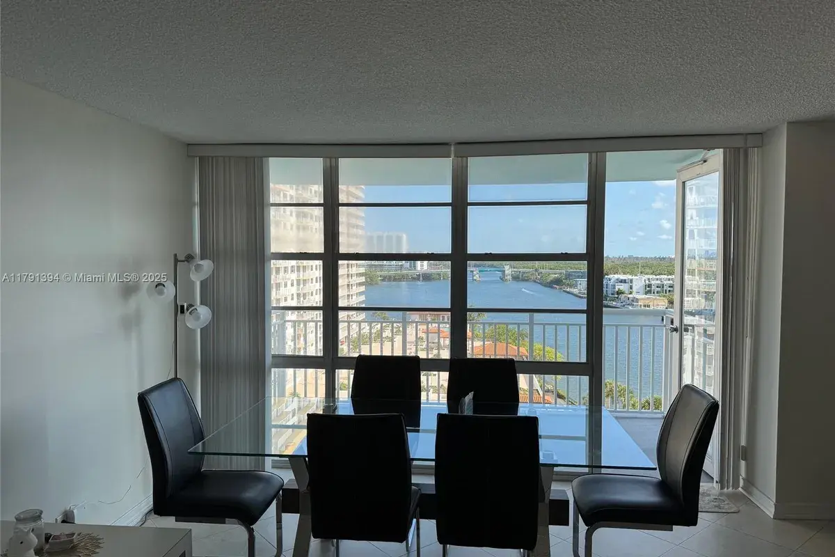 301 174th St # 1105, Sunny Isles Beach FL 33160