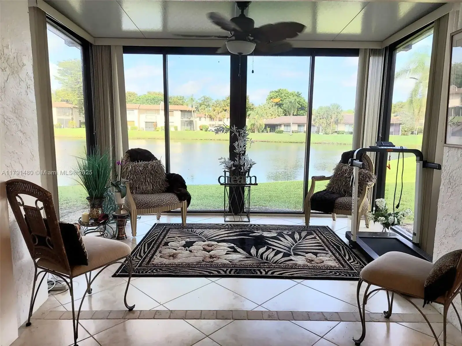 21338 Juego Cir # 11C, Boca Raton FL 33433 photo 3