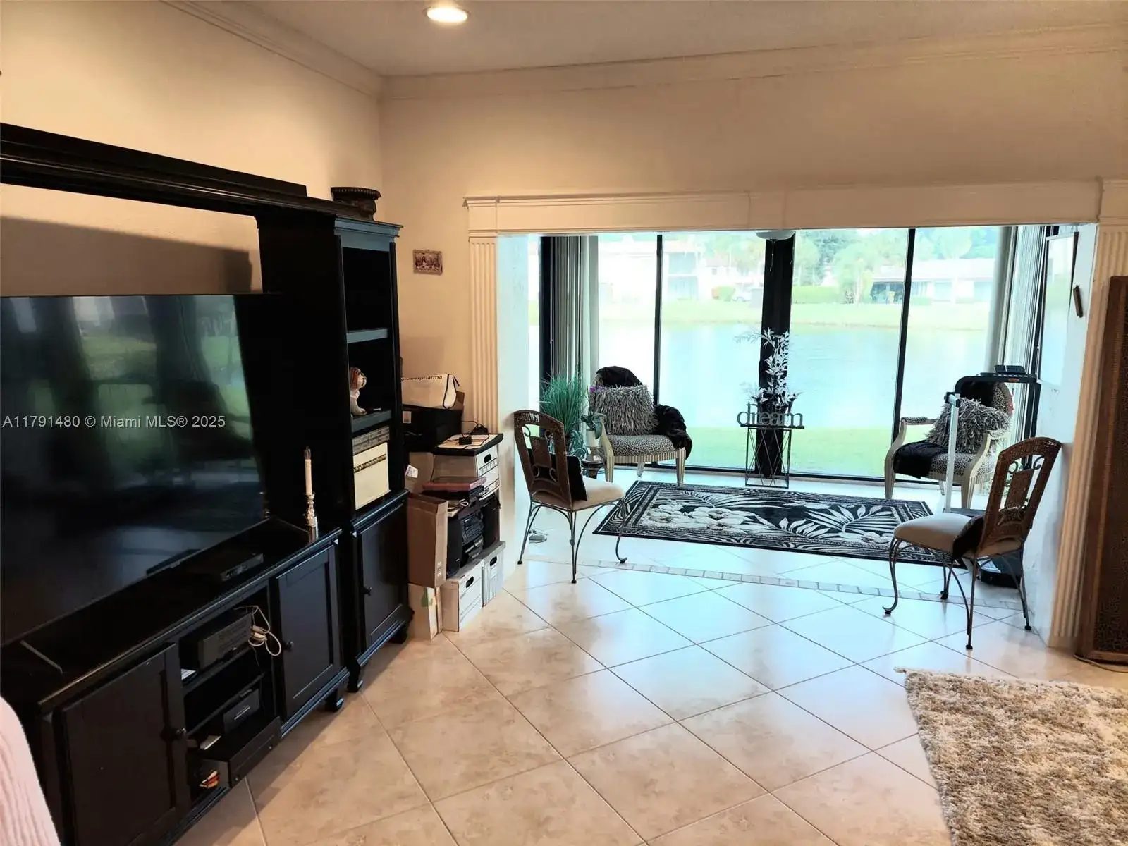 21338 Juego Cir # 11C, Boca Raton FL 33433 photo 4
