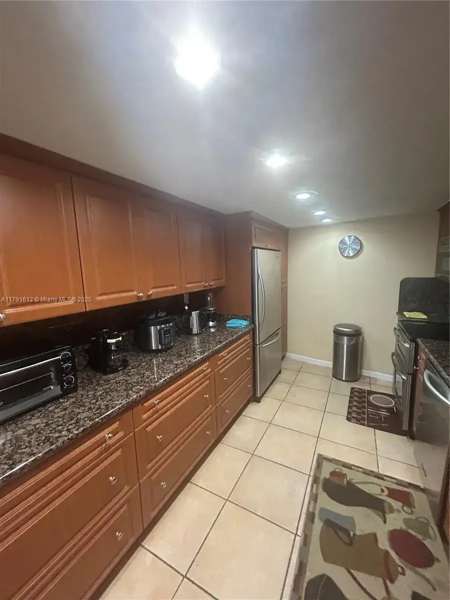 5401 Collins Ave # 434, Miami Beach FL 33140 photo 4