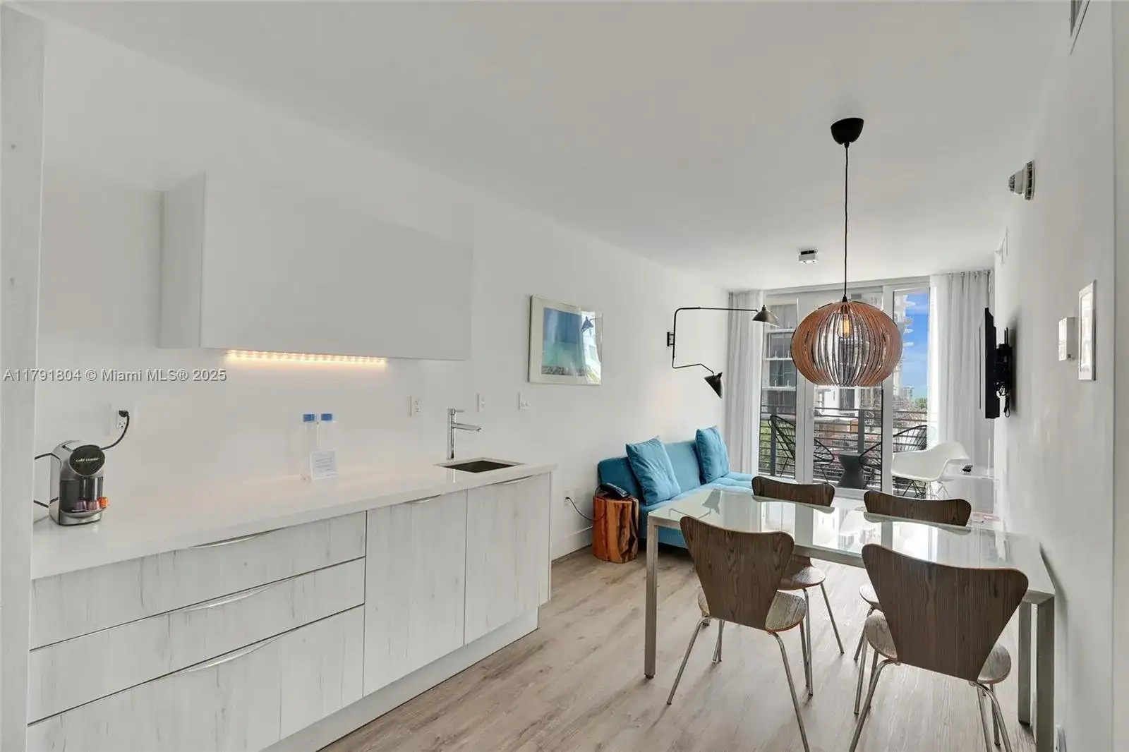 6080 Collins Ave # 520, Miami Beach FL 33140 photo 2