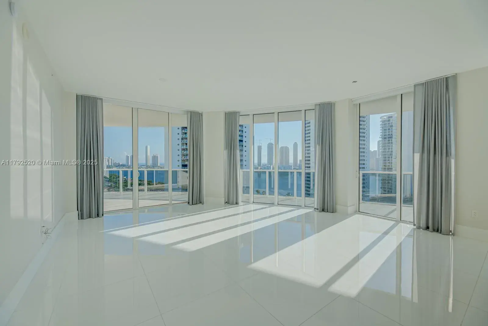 4100 Island Blvd # 1402, Aventura FL 33160