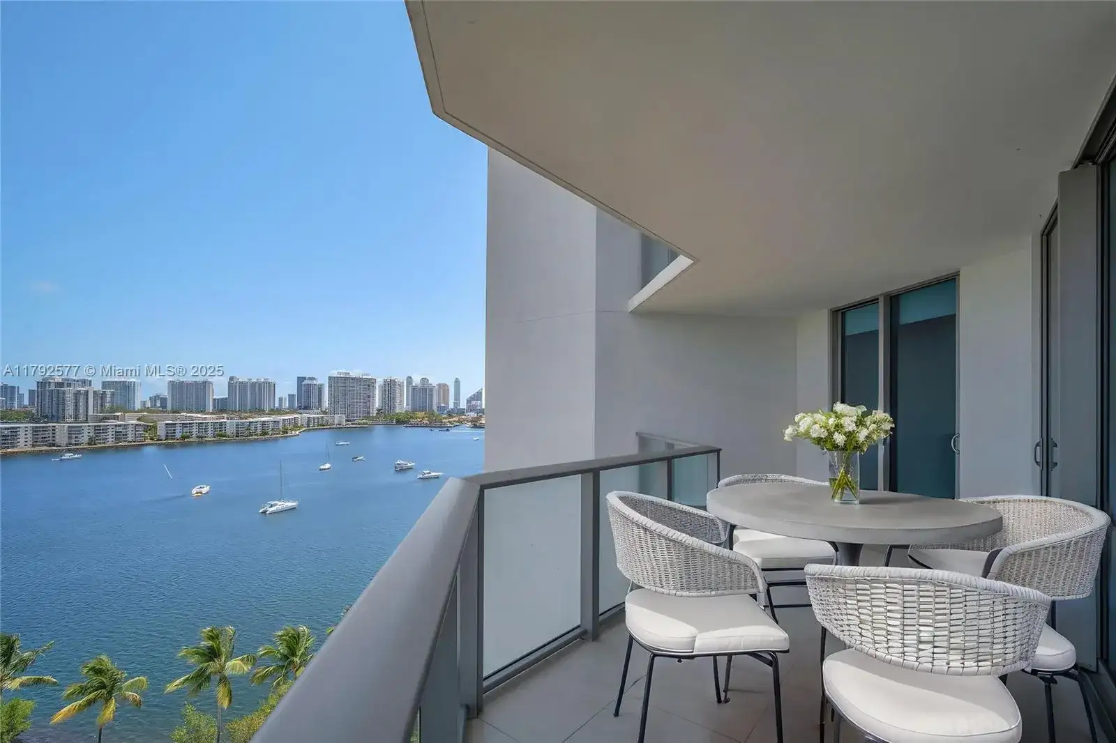 17301 Biscayne Blvd # 1108, North Miami Beach FL 33160 photo 3
