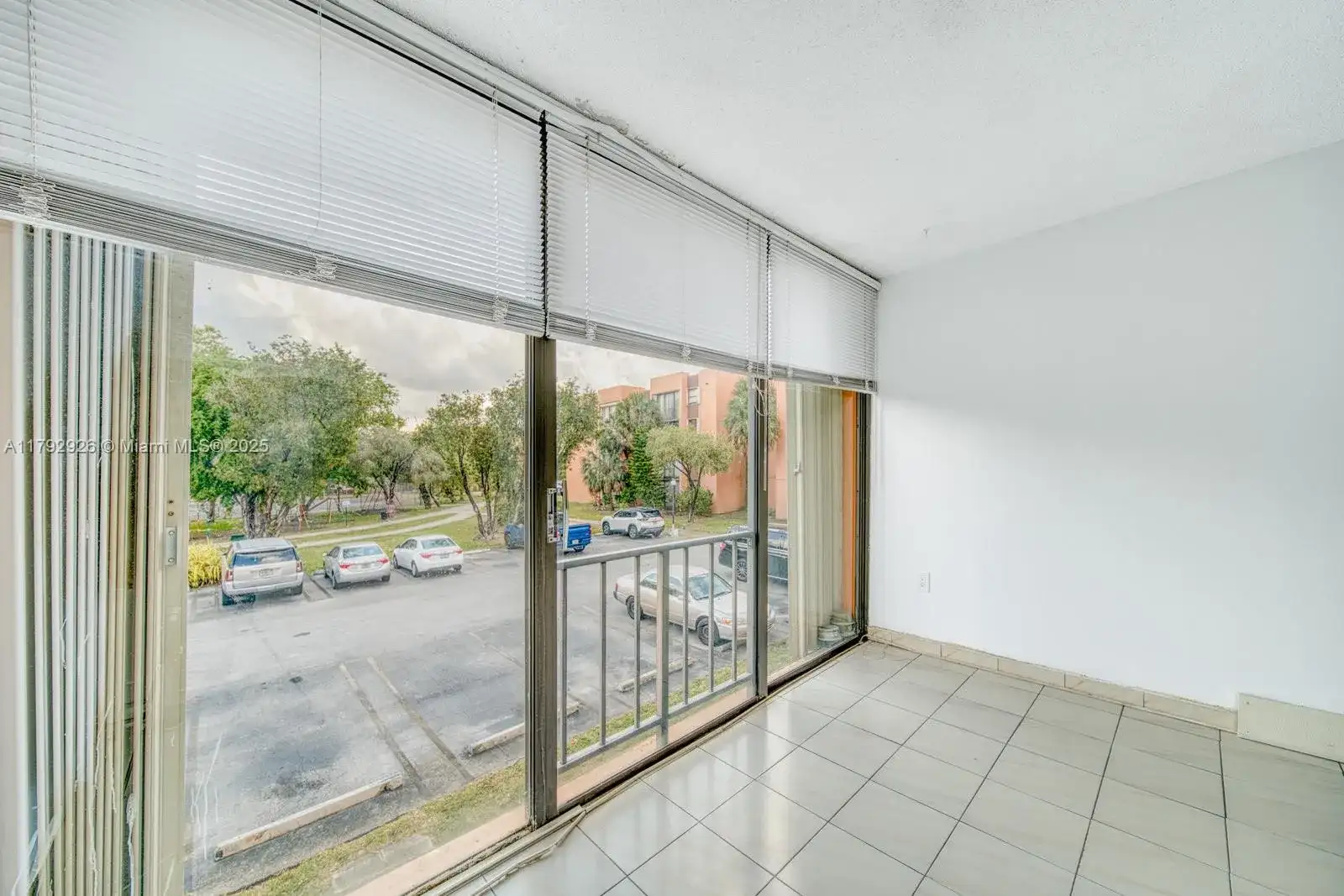9440 W Flagler St # 205, Miami FL 33174 photo 5