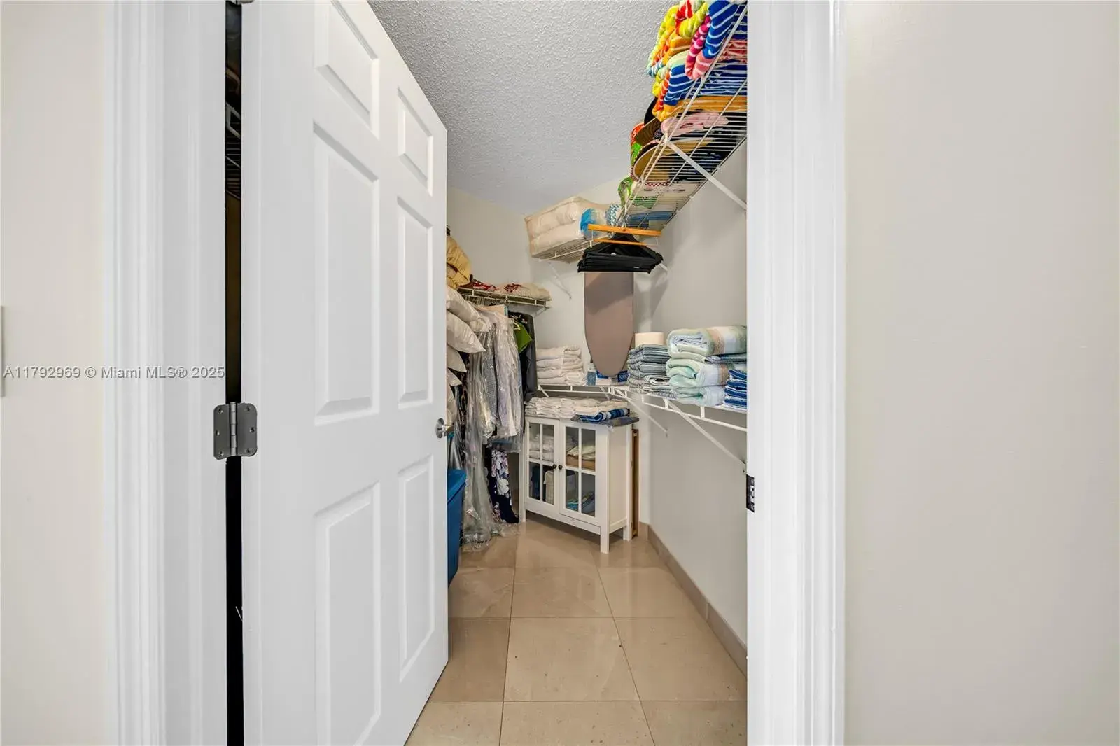 6301 Collins Ave # 1708, Miami Beach FL 33141