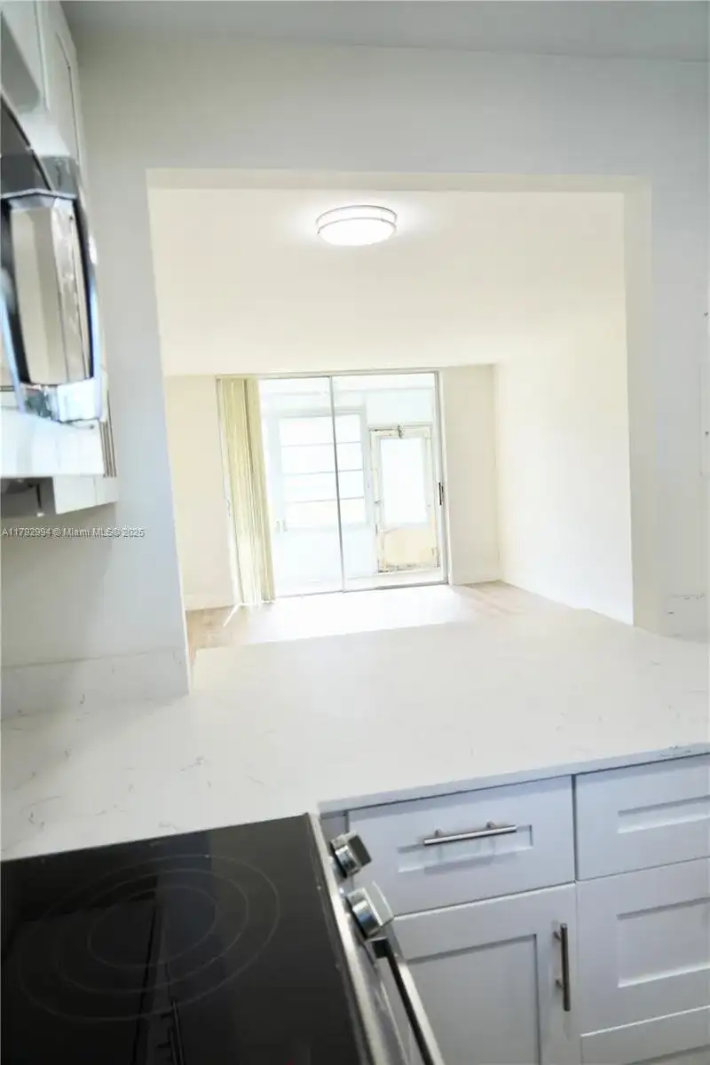 9041 Sunrise Lakes Blvd # 110, Sunrise FL 33322 photo 5