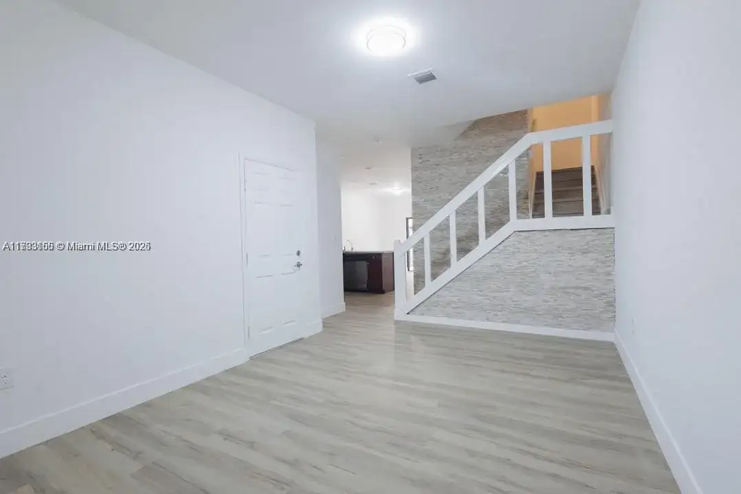 151 SE 34th Ave, Homestead FL 33033 photo 3